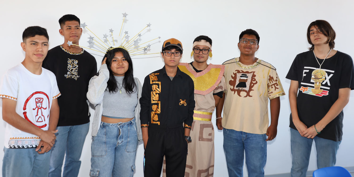 Estudiantes orreguianos de Ciencias de la Comunicación revalorizan la cultura ancestral piurana - Ellos presentaron propuestas de vestuarios con símbolos e iconografías antiguas